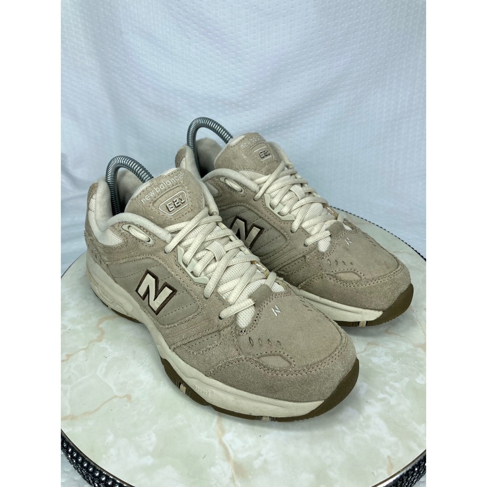 New Balance 621 Trail Walking Shoes Women 7.5 Tan Suede Athletic Retro Sneakers